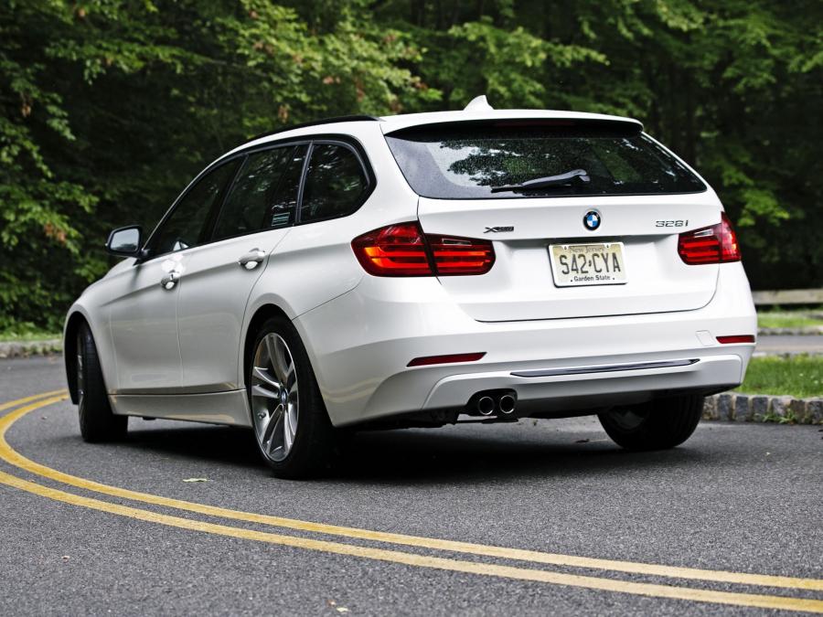  BMW 328i xDrive Touring 2013 года  (US) (фото 14 из 14)